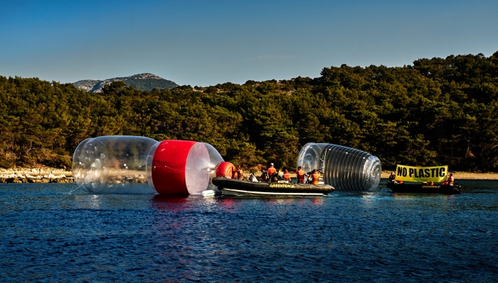 Jadranski otoci gu&scaron;e se u plastici